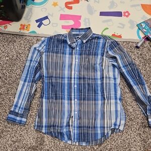Men's long sleeve button down shirt size, medium club room